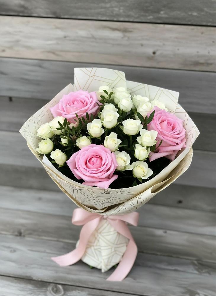 Букет цветов из: Розы в Осе Иркутской области