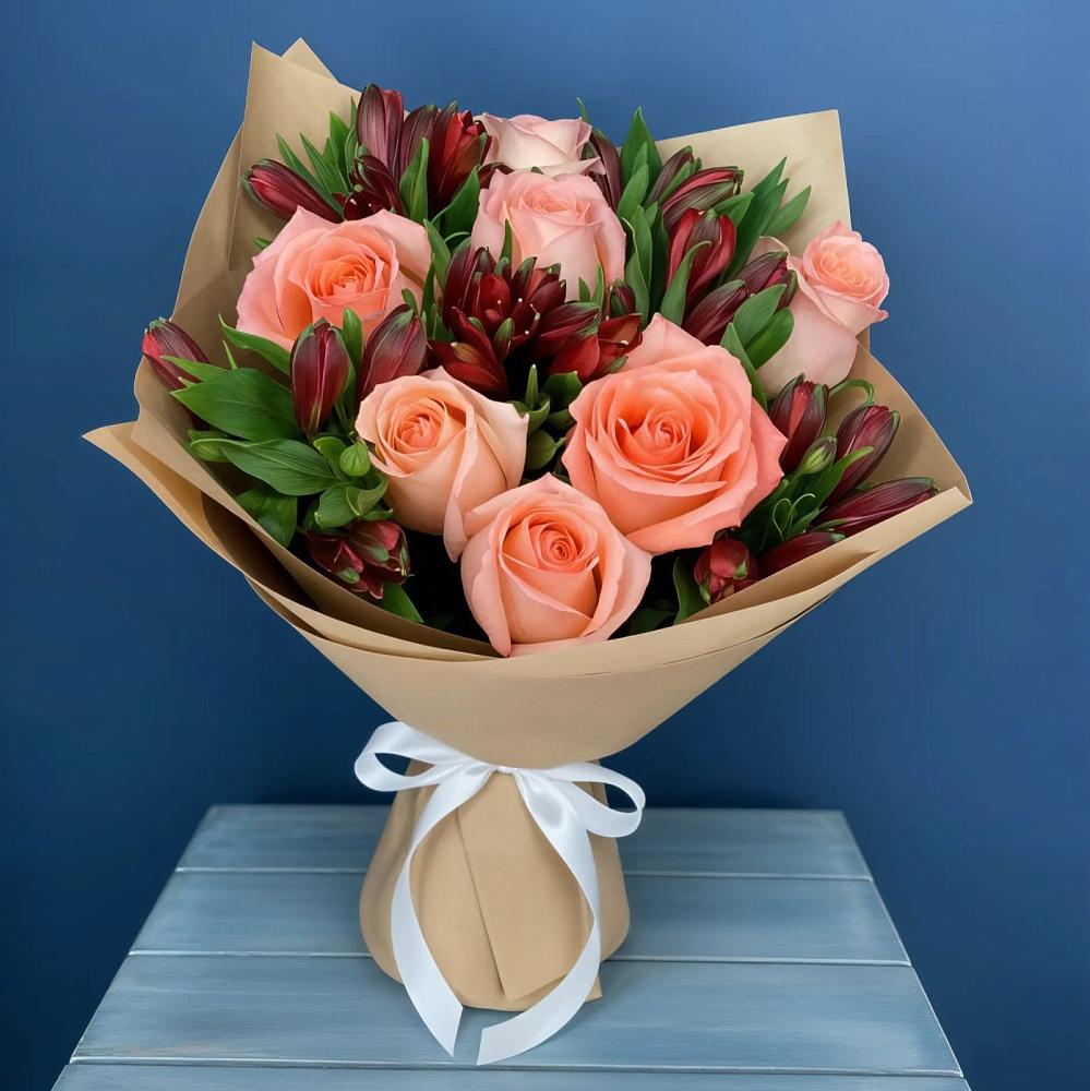 Букет цветов из: Розы и Альстромерии в Осе Иркутской области