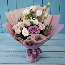 Букет цветов из:  Розы и Лизиантусы в Осе Иркутской области