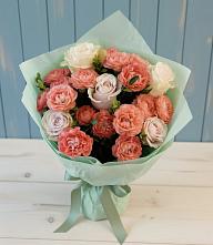 Букет цветов из:  Розы в Осе Иркутской области