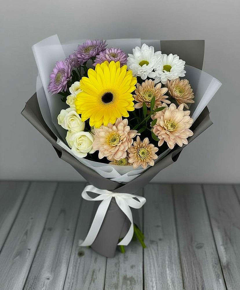 Букет цветов из: Розы, Герберы и Хризантемы в Осе Иркутской области