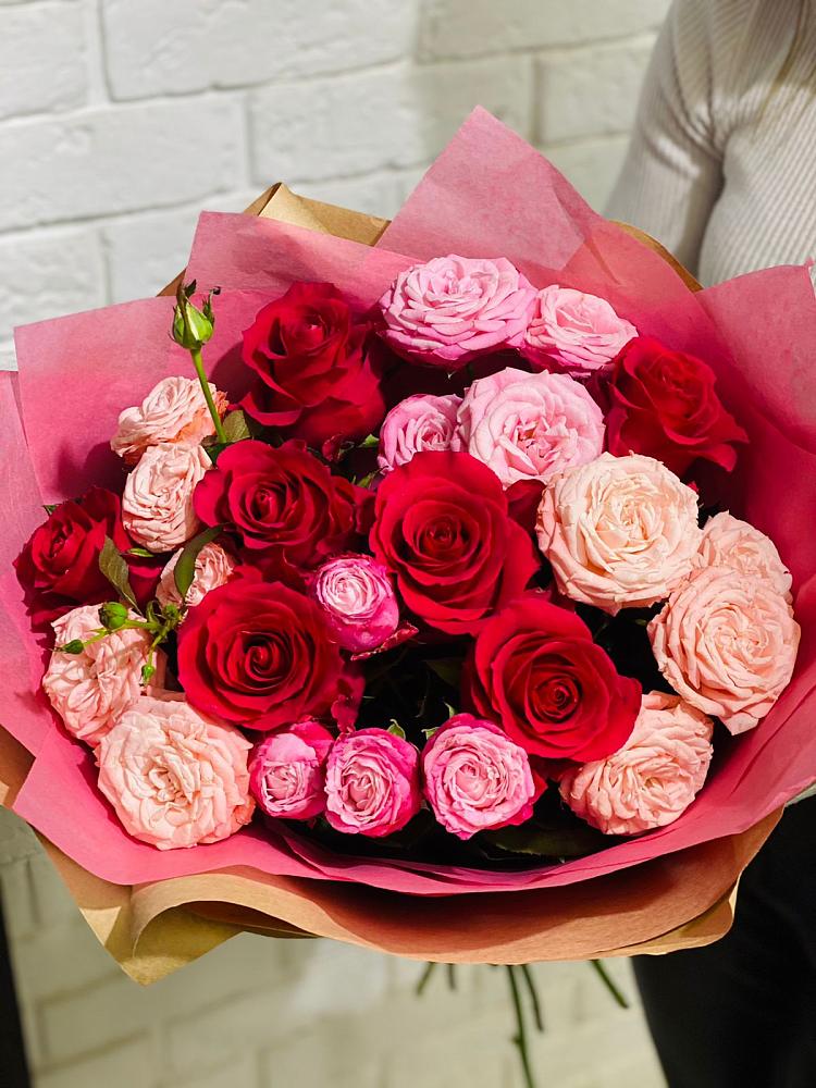 Букет цветов из: Розы в Осе Иркутской области