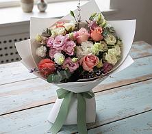 Букет цветов из:  Розы, Лизиантусы и Гвоздики в Осе Иркутской области