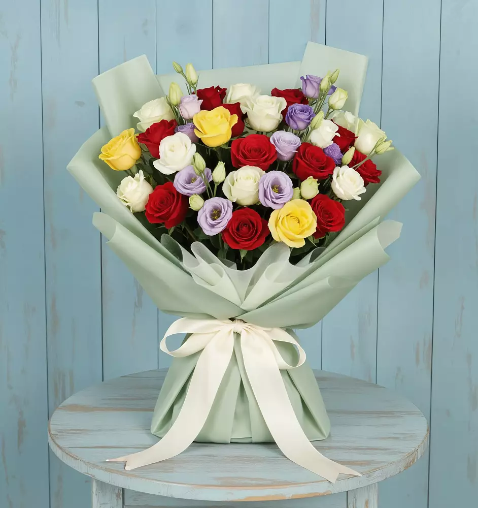 Букет цветов из: Розы в Осе Иркутской области