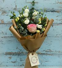 Букет цветов из:  Розы и Лизиантусы #REPLACE_PRED# Осе Иркутской области